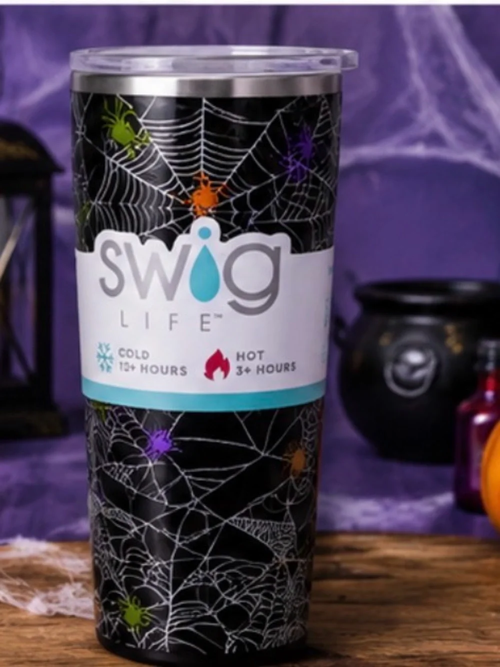 Swig life “Itsy Bitsy” Halloween 22 oz. Stainless steel Glow in the Dark Tumblr